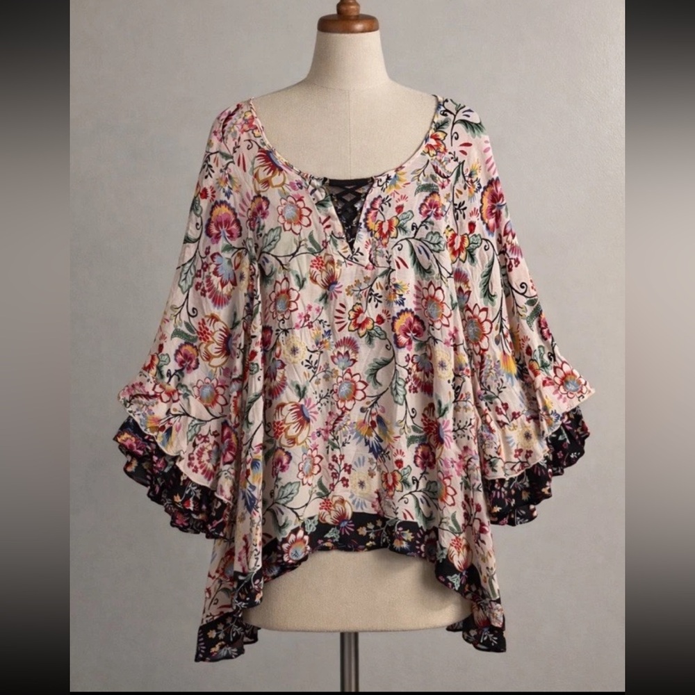 Democracy Floral Lace-Up Boho Flowy Blouse W/Ruffle Bell Sleeves